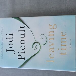 Jodi Picoult Leaving Time: A Novel Hardcover Book